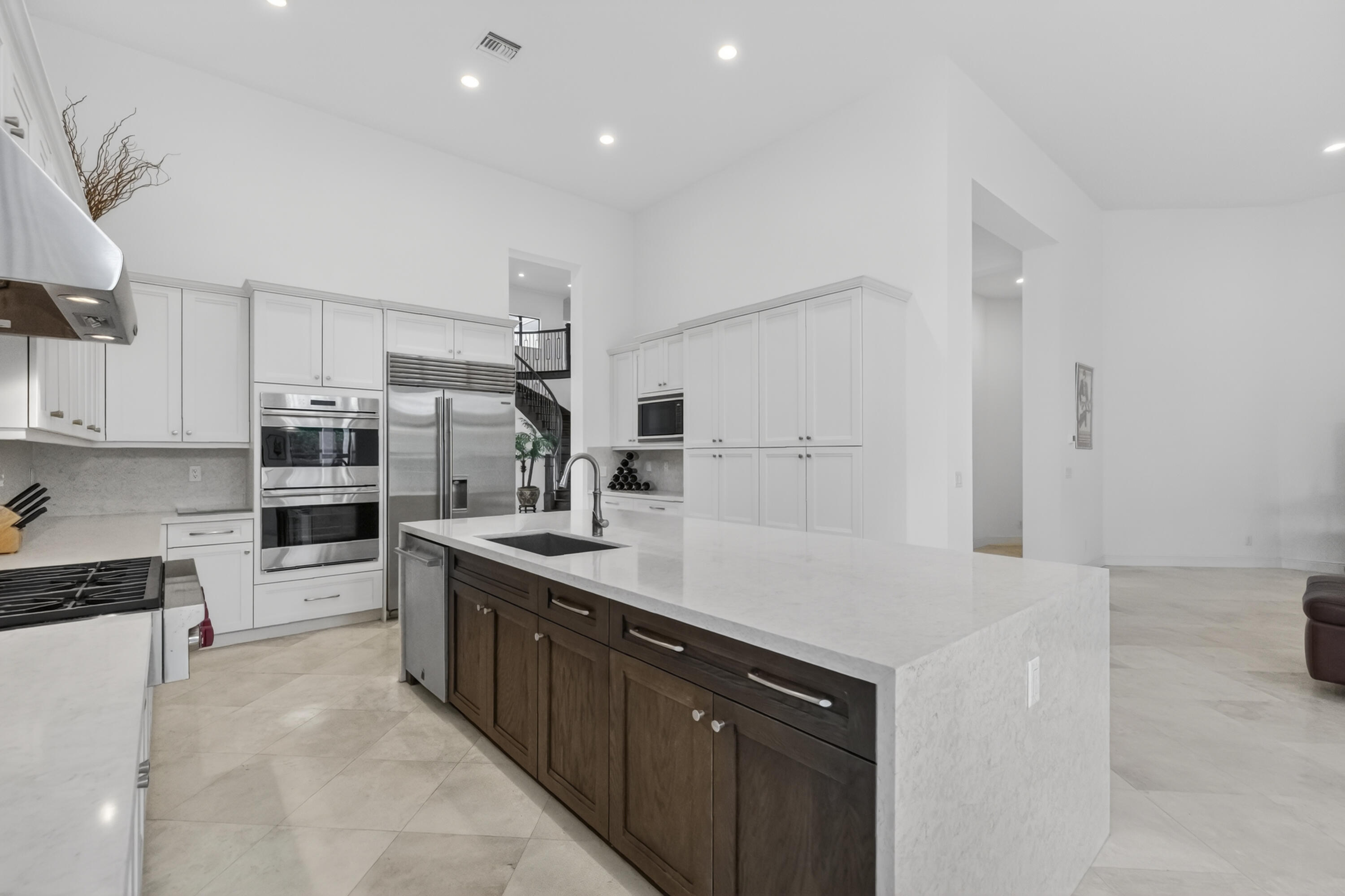 ROYAL PALM POLO - Residential