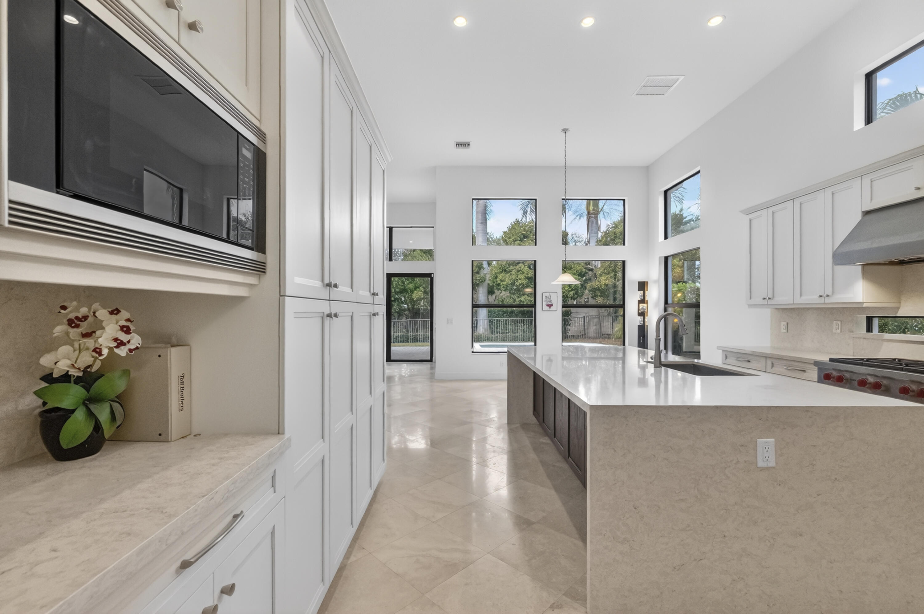 ROYAL PALM POLO - Residential