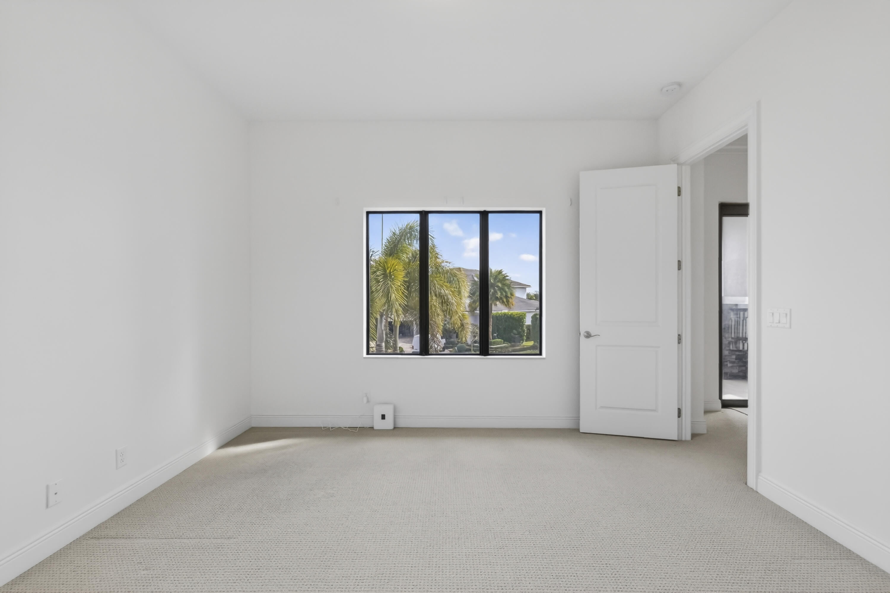 ROYAL PALM POLO - Residential