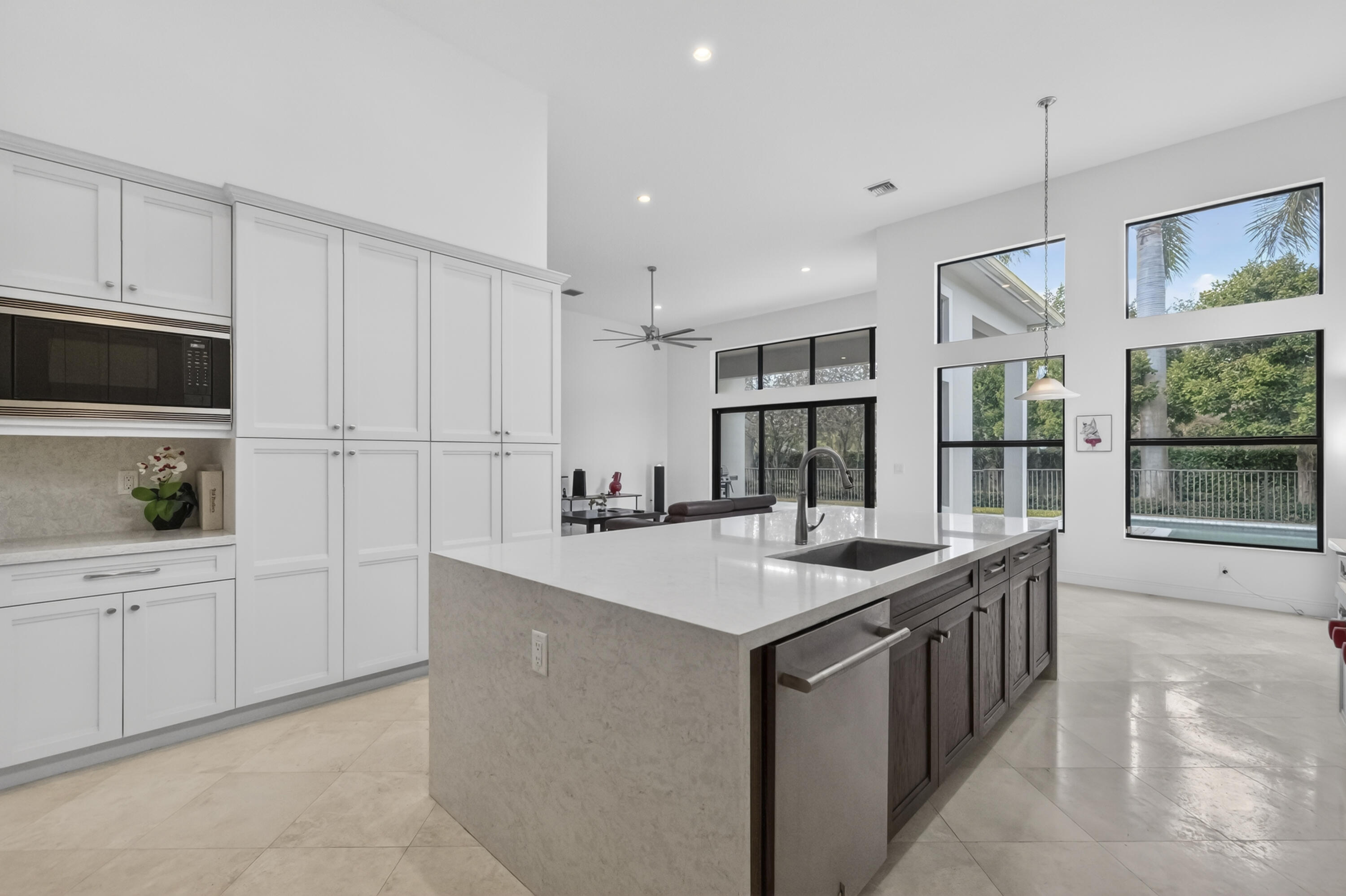 ROYAL PALM POLO - Residential