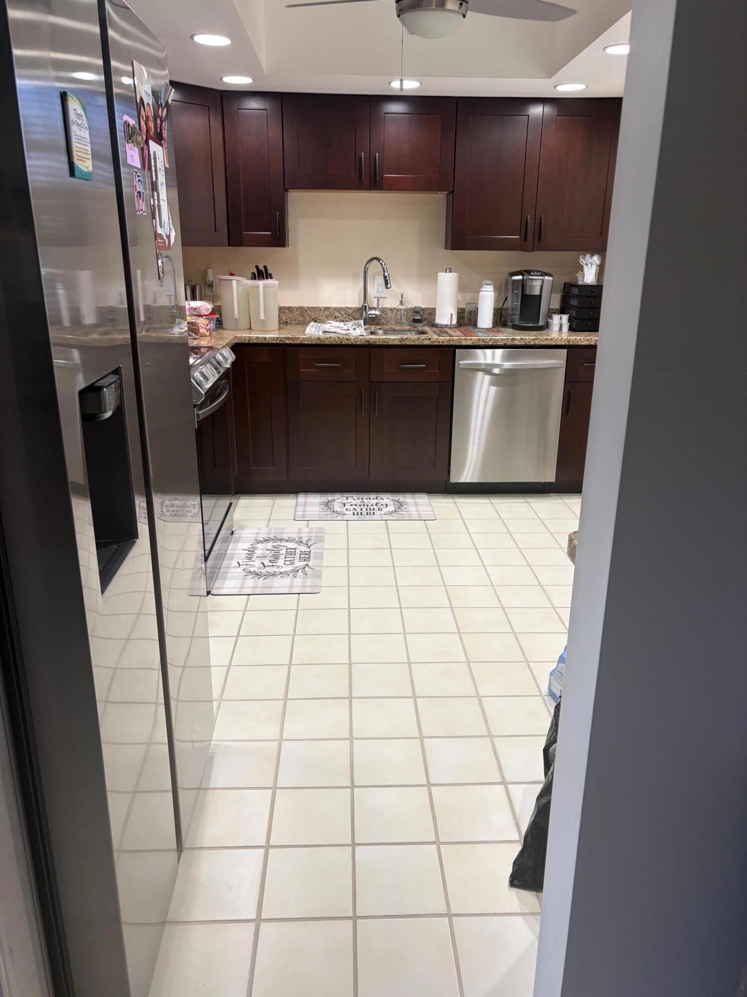 FOUNTAINS OF PALM BEACH CONDO 1 - Residential