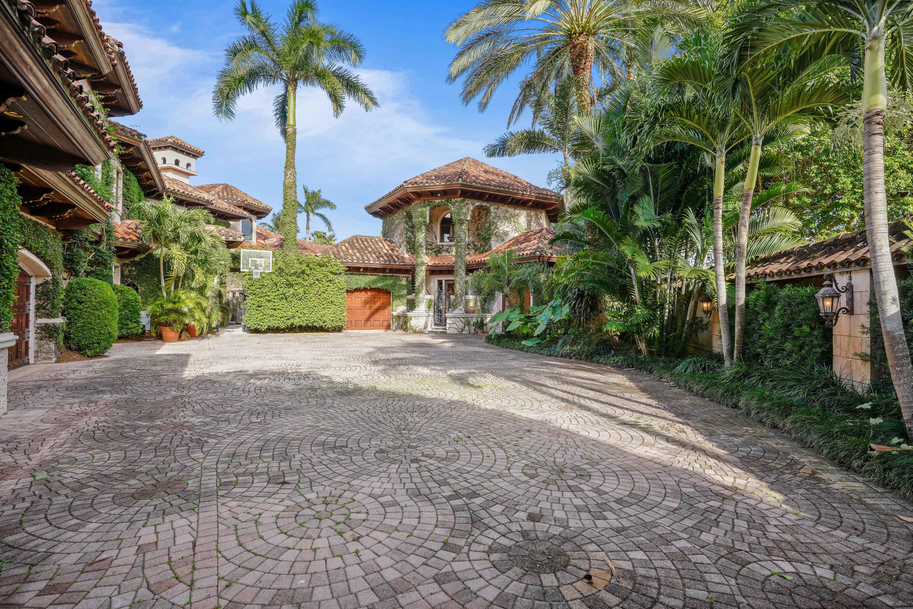 FRENCHMANS CREEK PAR E-2 - Residential