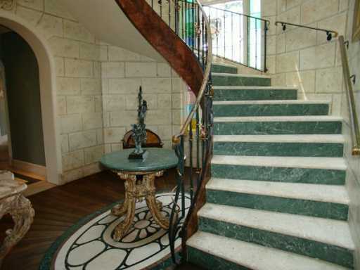 FRENCHMANS CREEK PAR E-2 - Residential