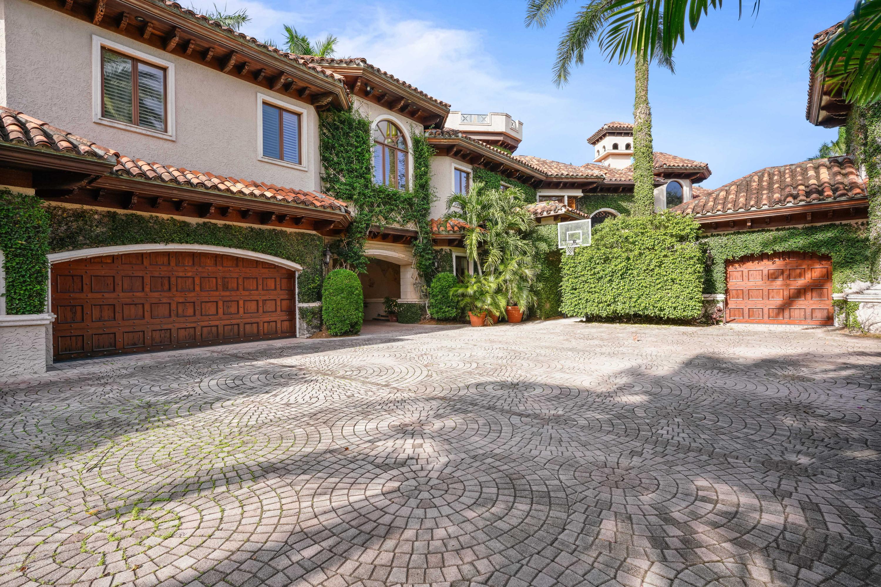 FRENCHMANS CREEK PAR E-2 - Residential