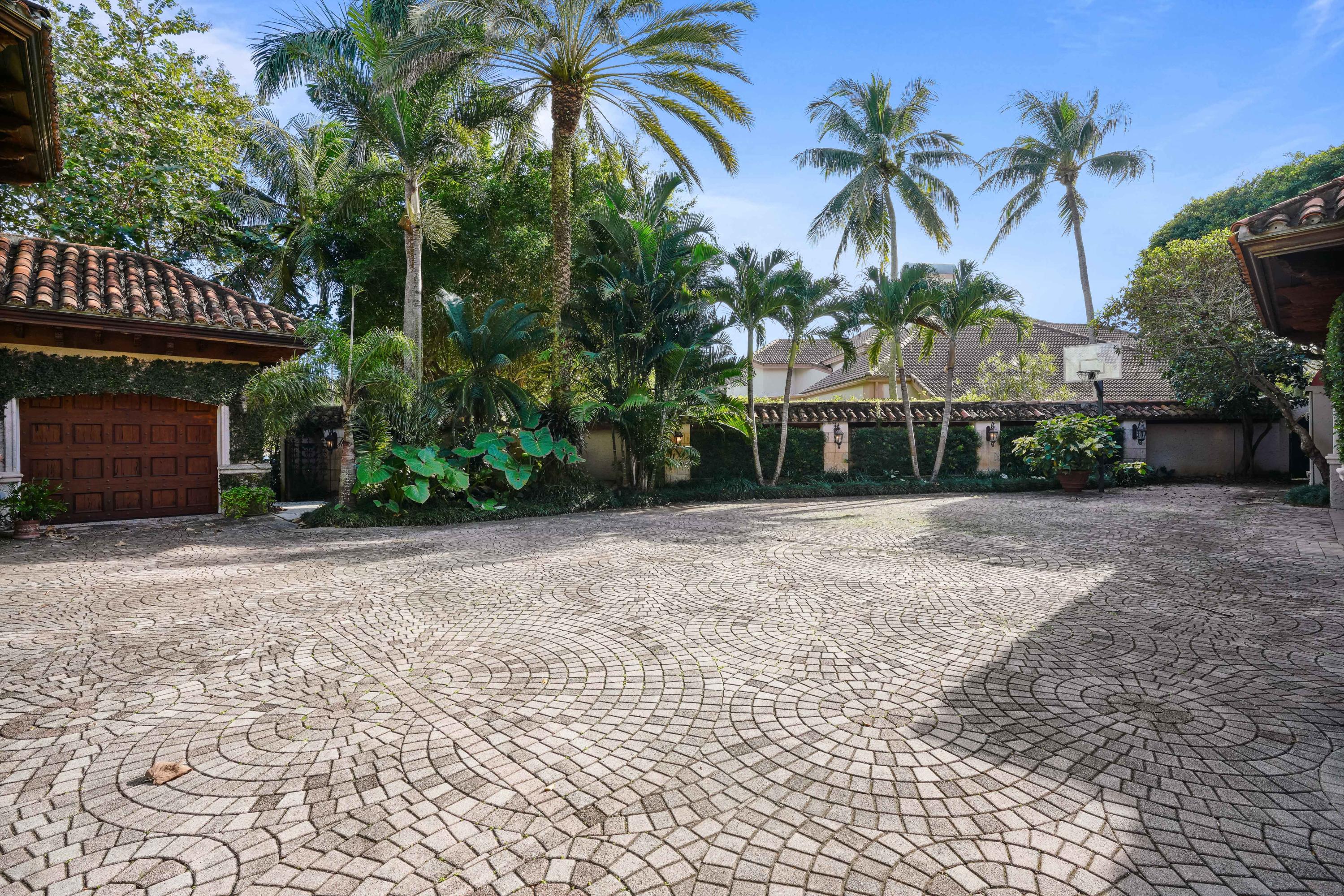 FRENCHMANS CREEK PAR E-2 - Residential