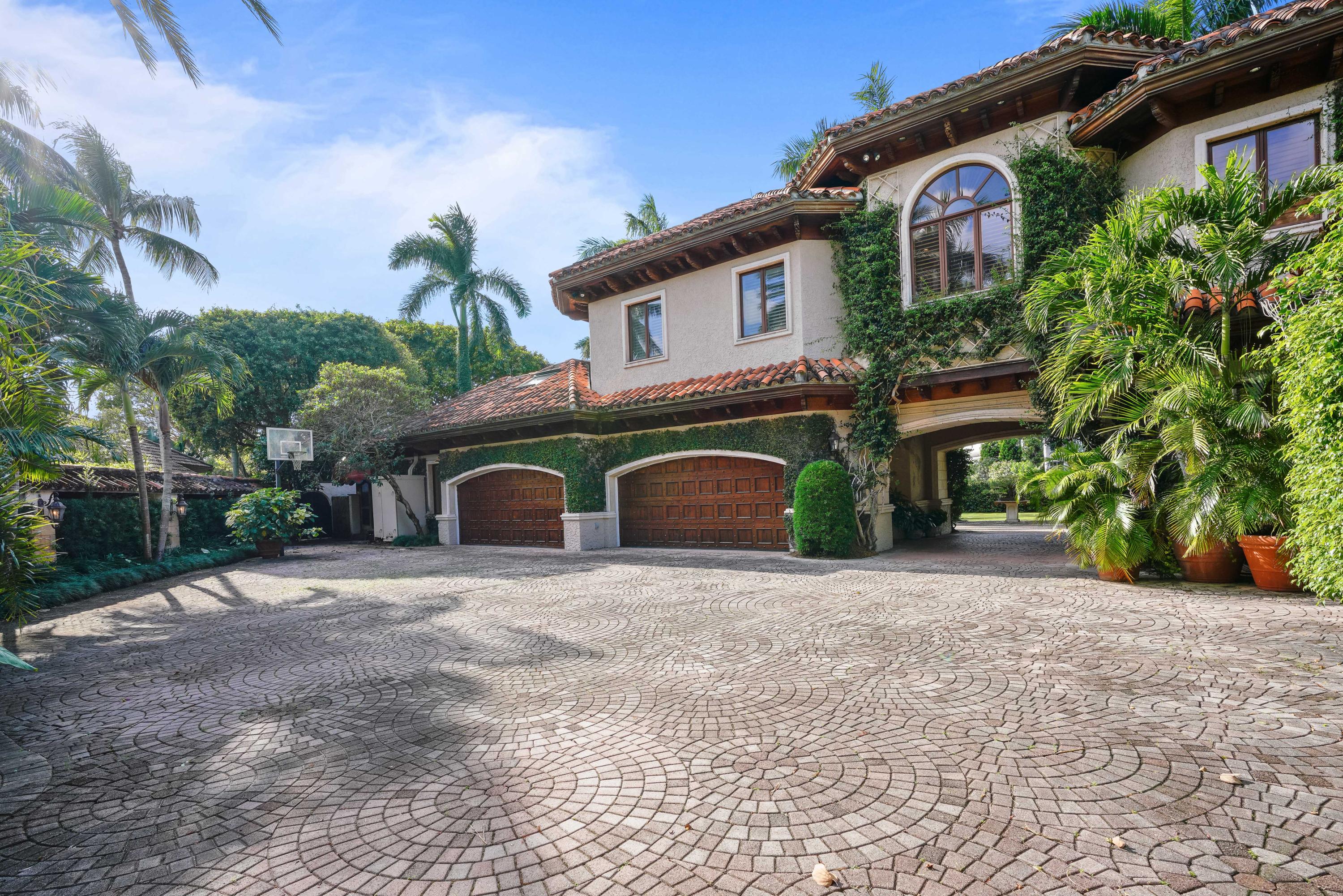 FRENCHMANS CREEK PAR E-2 - Residential