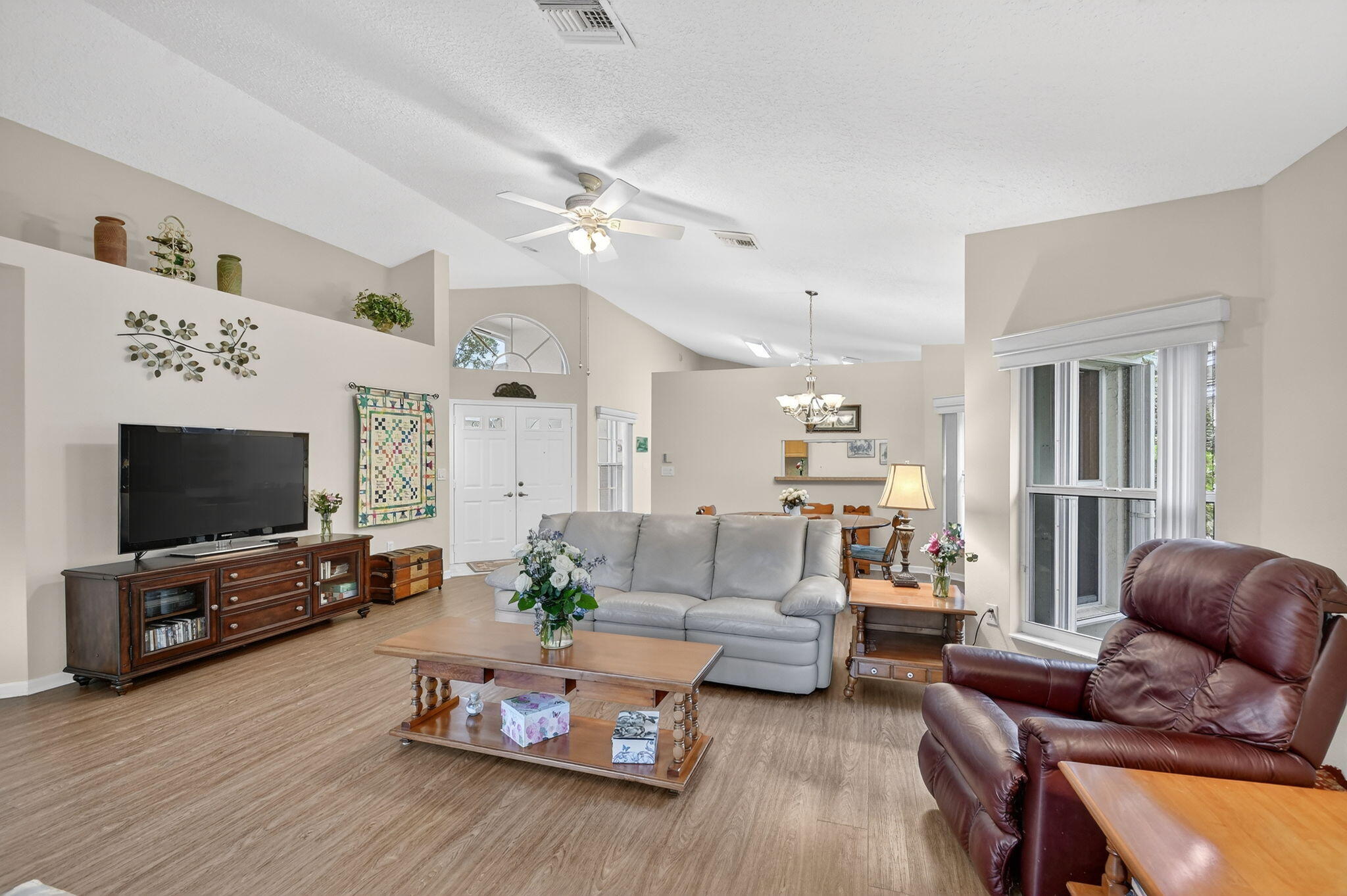 176 Harbor Lake Circle