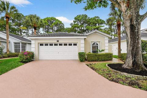 176 Harbor Lake Circle Greenacres FL 33413