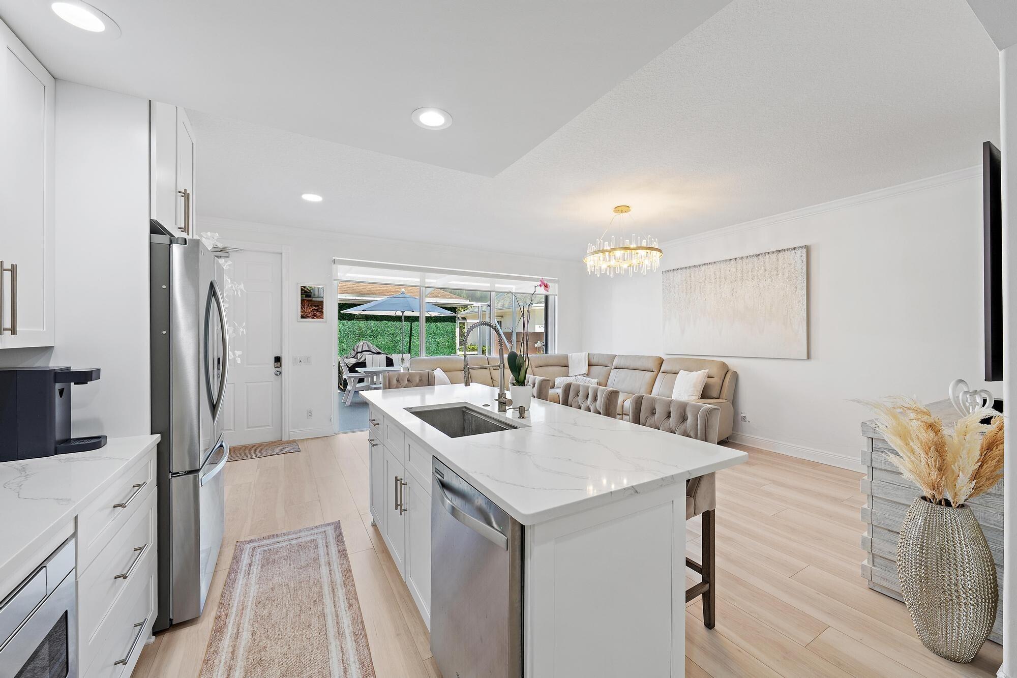 CAMBRIDGE AT ABACOA - Residential