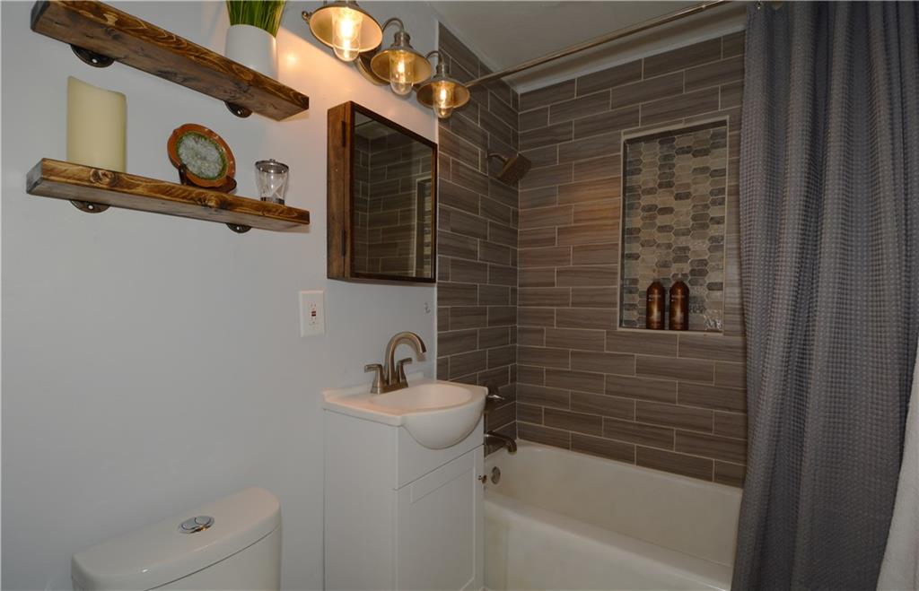 Wilton Estates Resub 33-6 - Residential