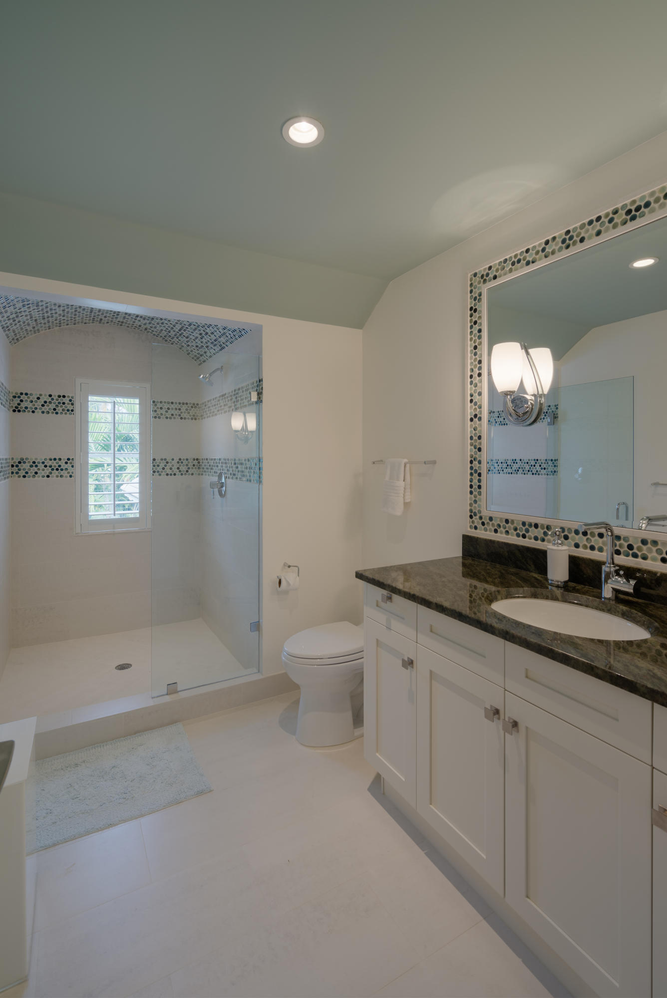 ADMIRALS COVE - Residential