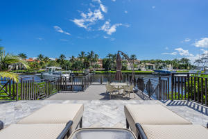 ADMIRALS COVE - Residential