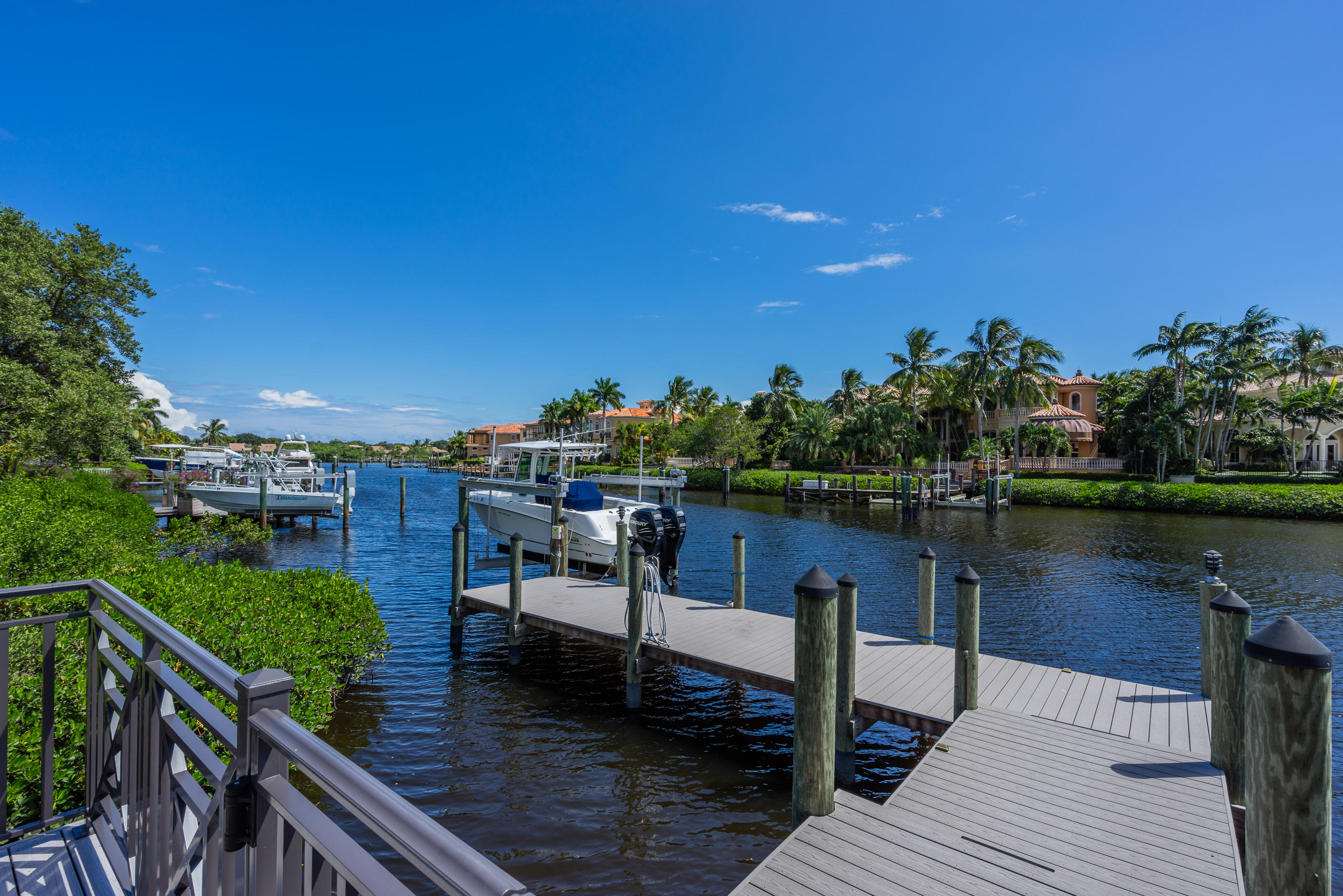 ADMIRALS COVE - Residential