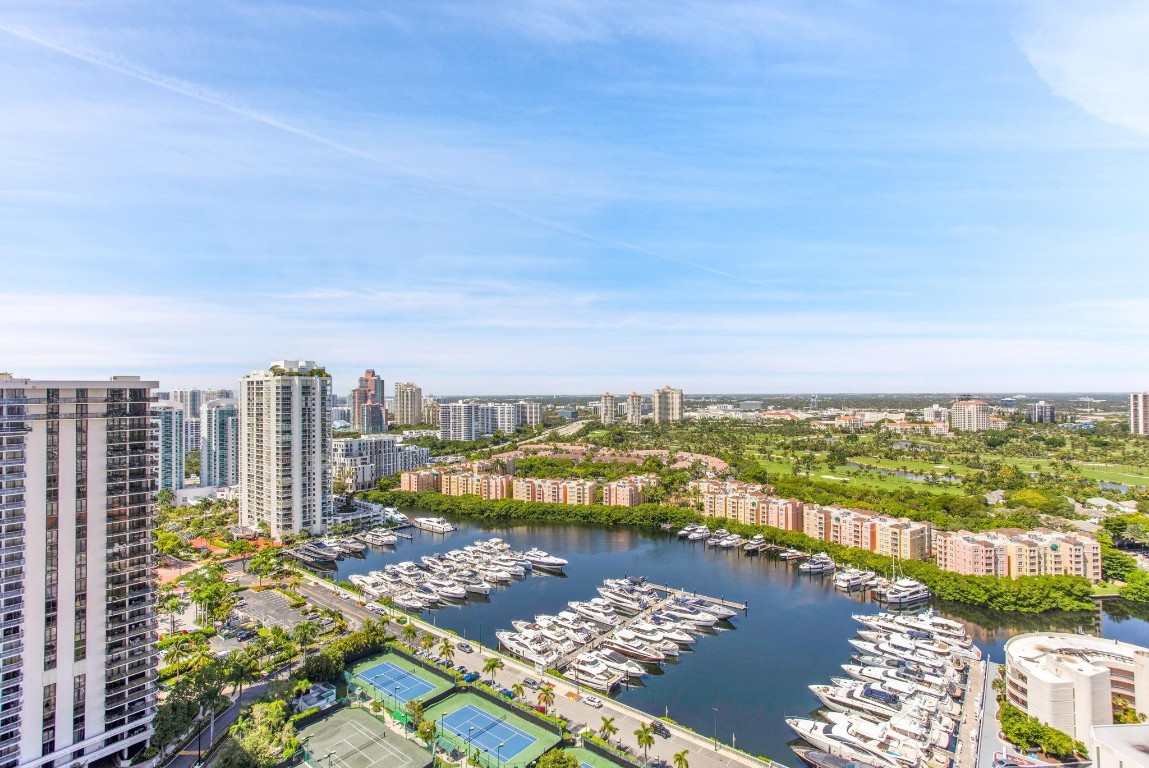 Turnberry Isle North - Residential