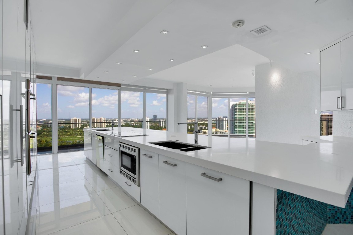 Turnberry Isle North - Residential
