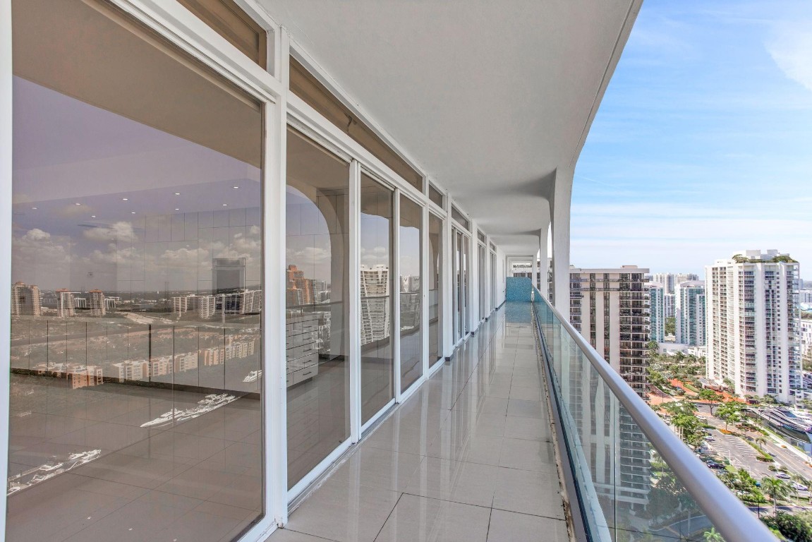 Turnberry Isle North - Residential