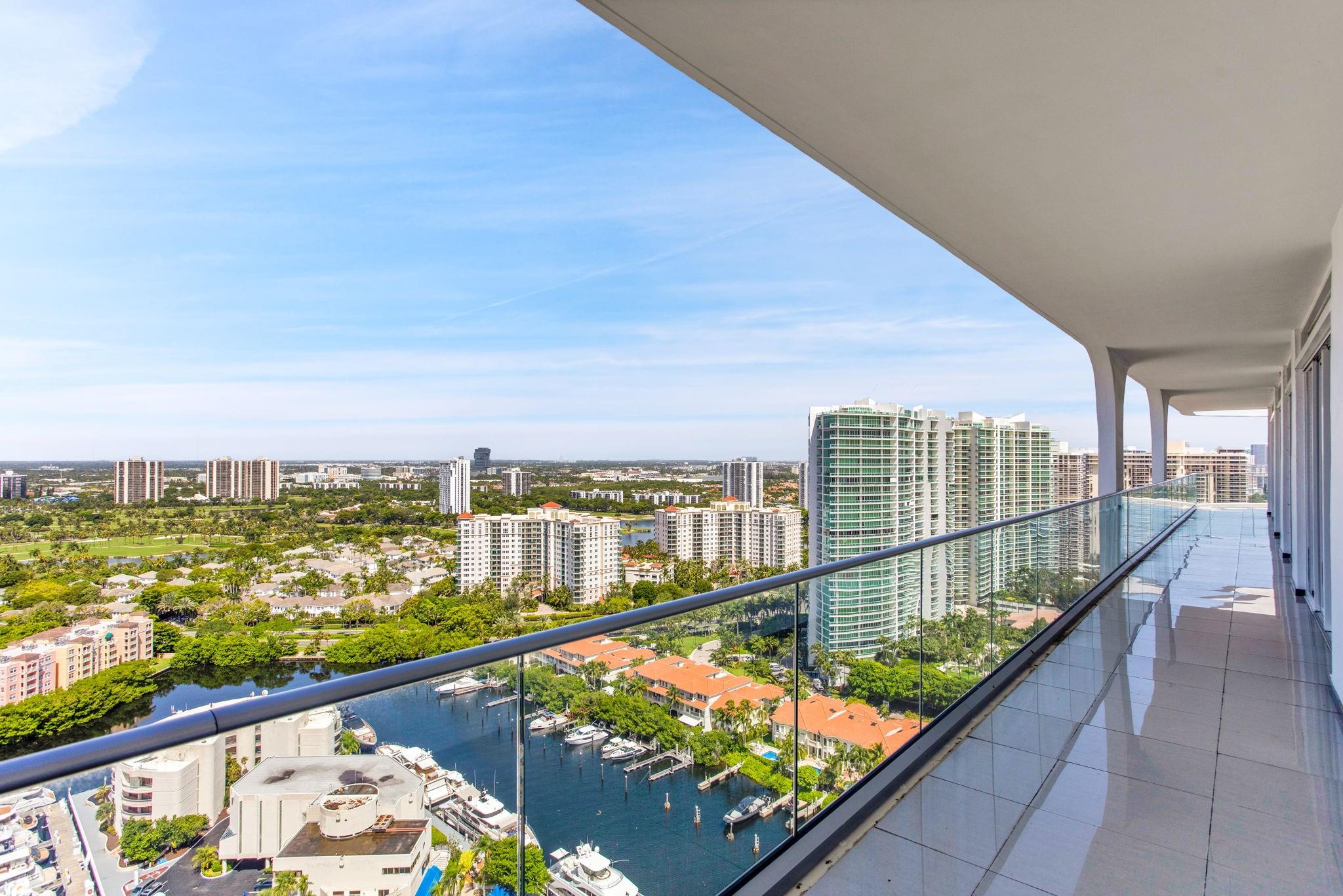 Turnberry Isle North - Residential