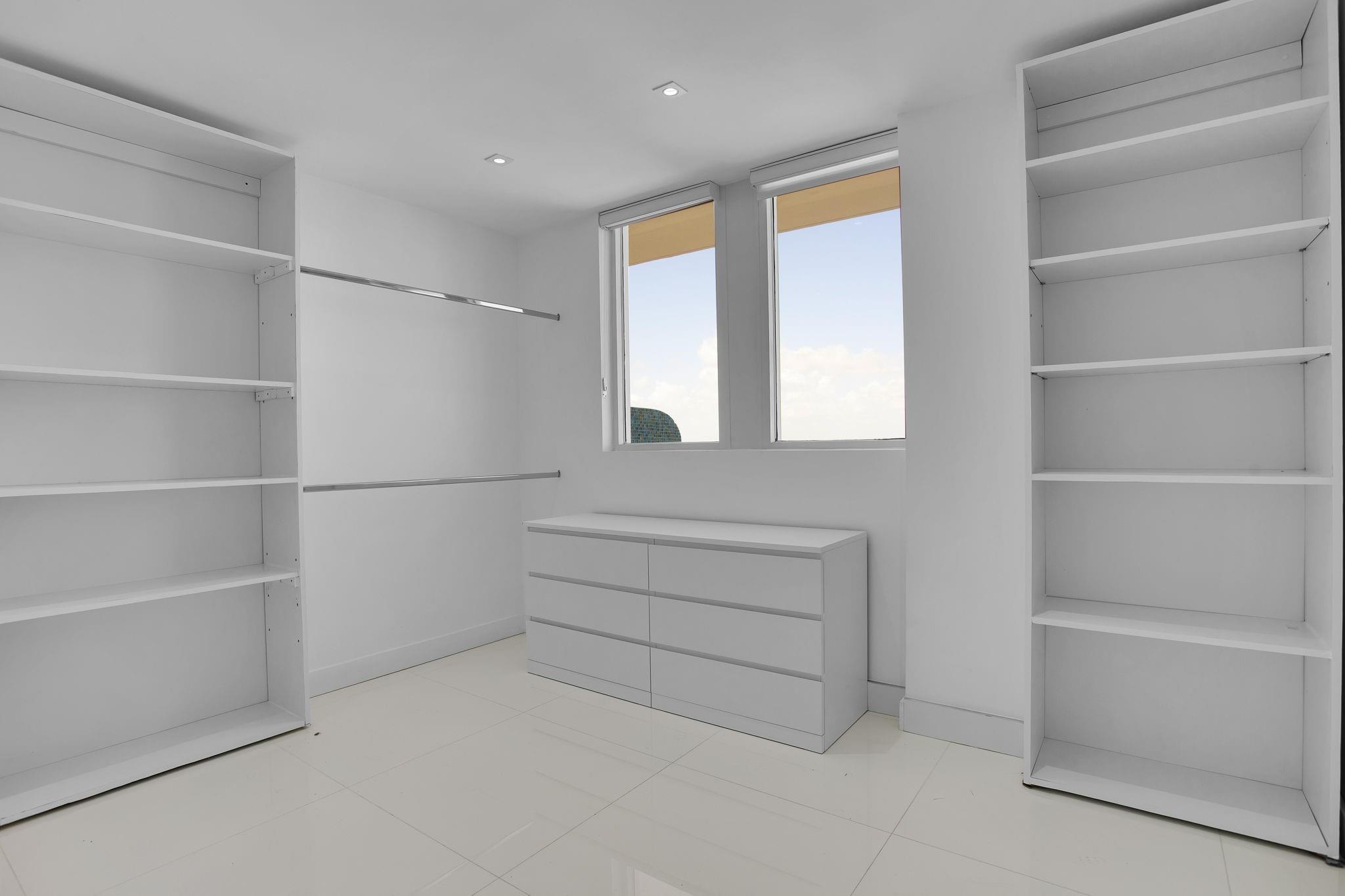 Turnberry Isle North - Residential