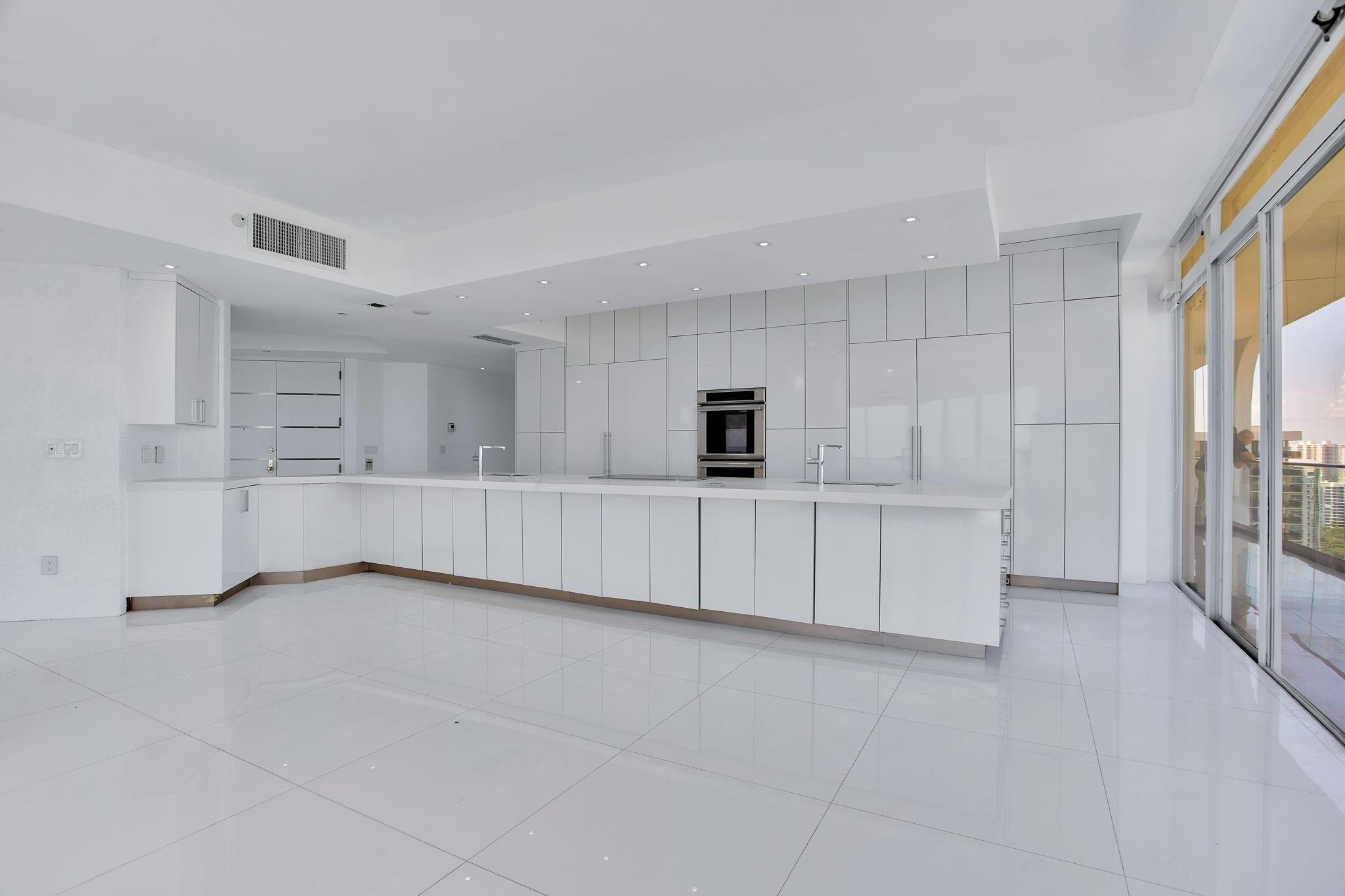 Turnberry Isle North - Residential