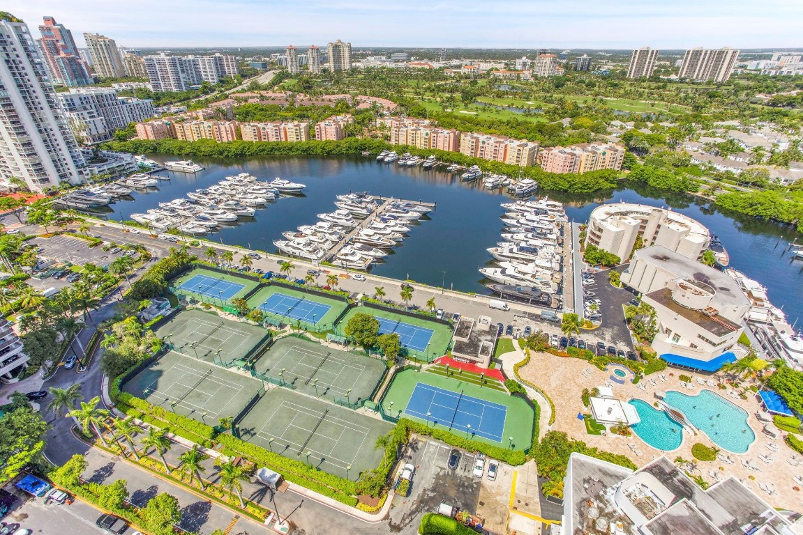 Turnberry Isle North - Residential