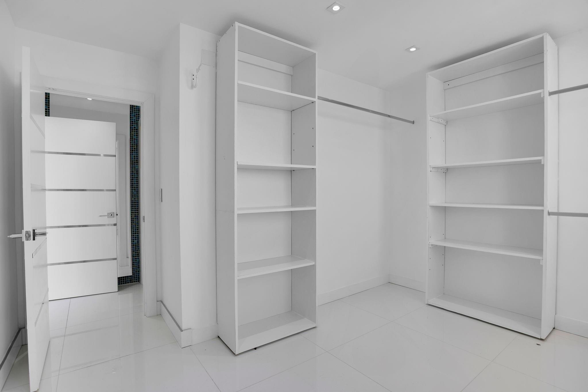 Turnberry Isle North - Residential