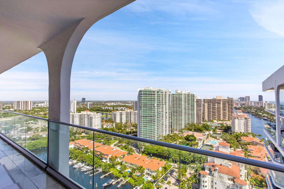 Turnberry Isle North - Residential