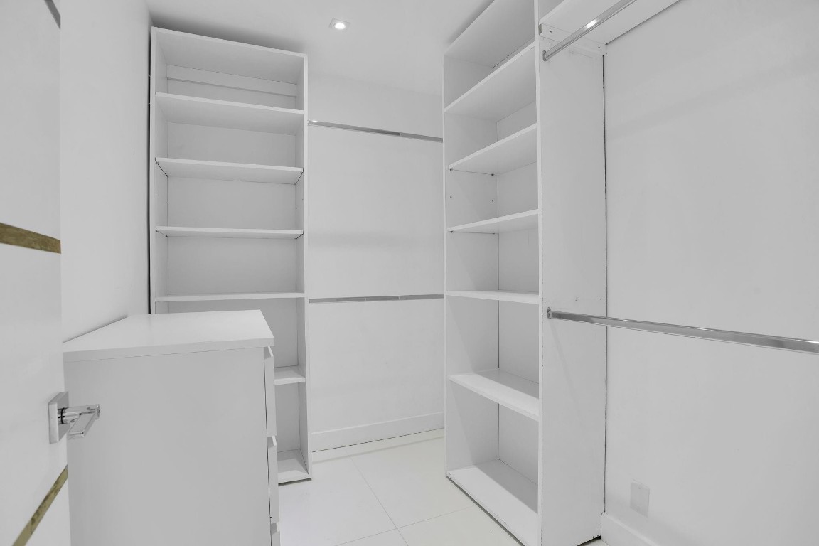 Turnberry Isle North - Residential