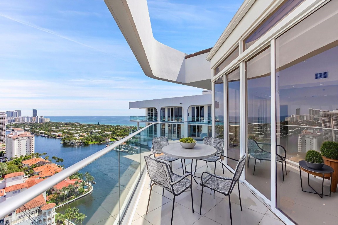 Turnberry Isle North - Residential