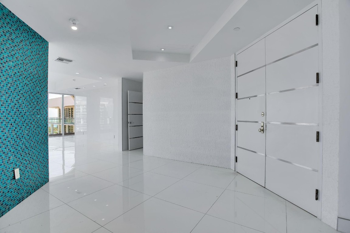 Turnberry Isle North - Residential