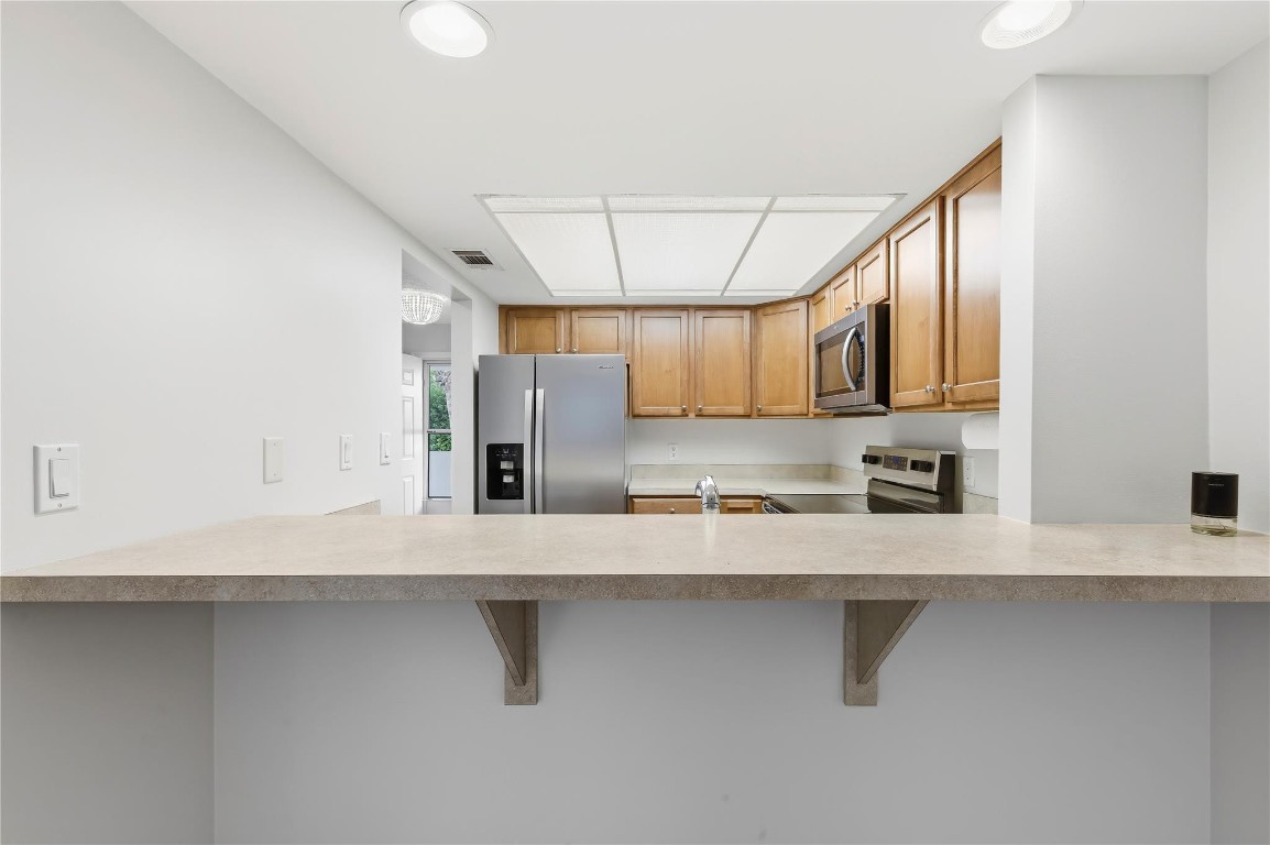 804 SE Central Parkway 12