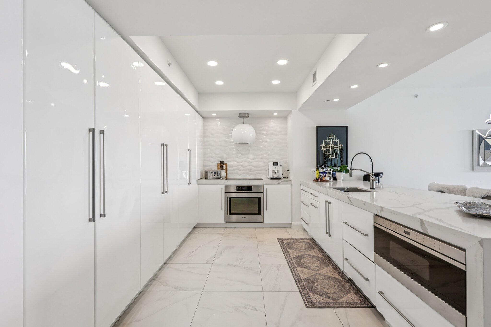 MARINA GRANDE RIVIERA BEACH CONDO - Residential