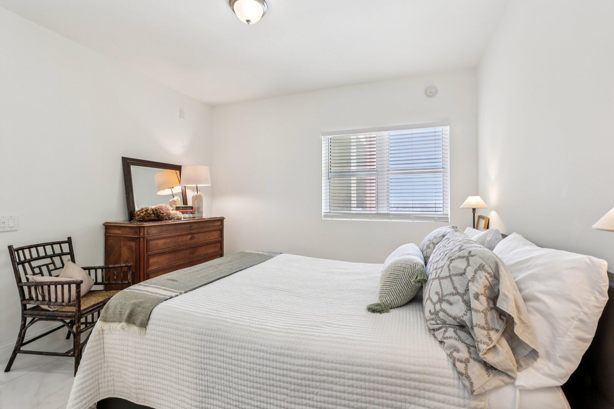 MARINA GRANDE RIVIERA BEACH CONDO - Residential