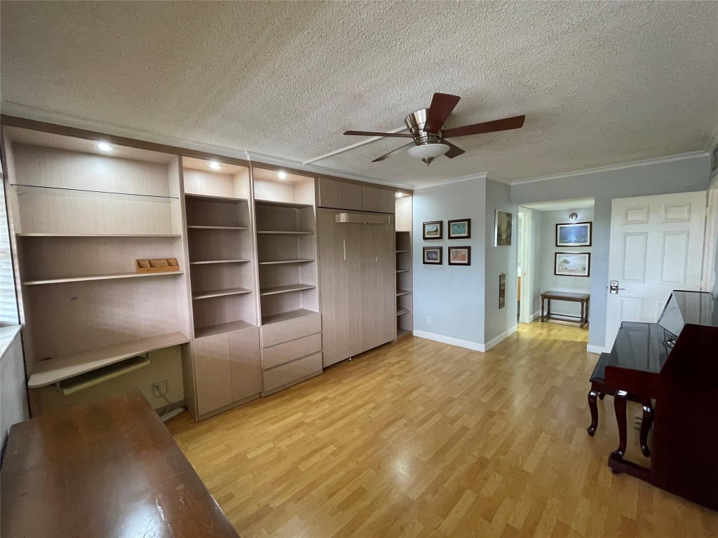 3051 S Palm Aire Drive 204