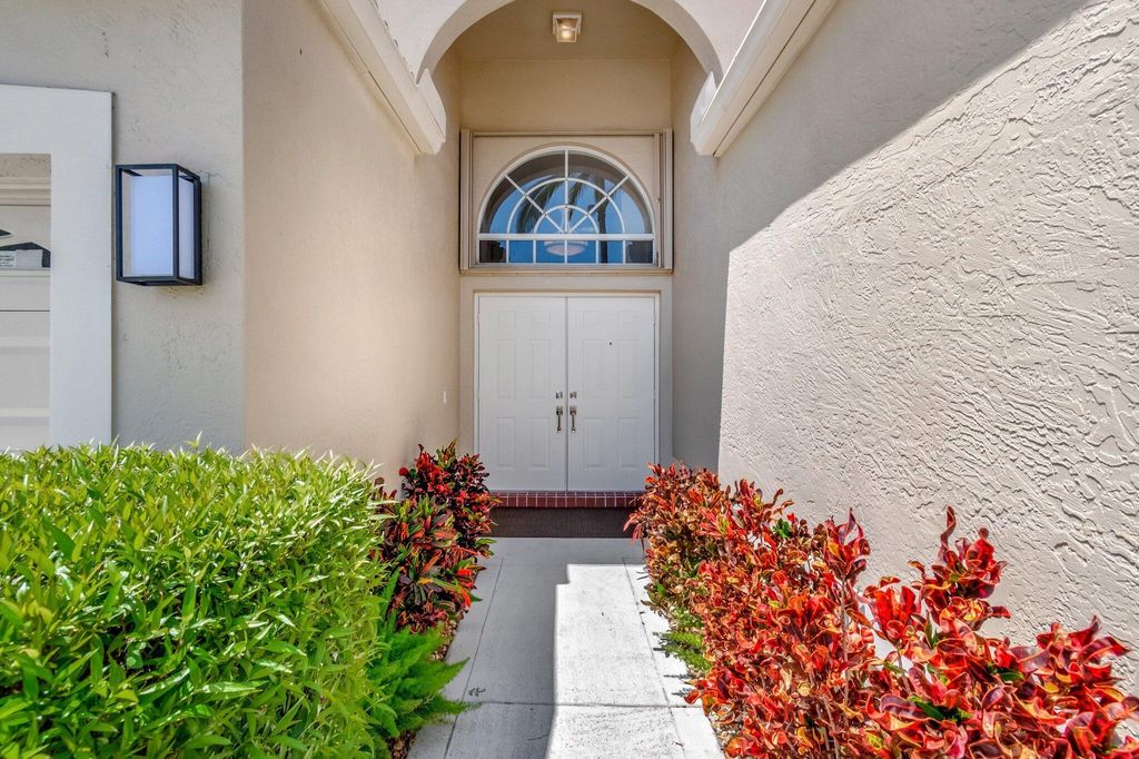 Photo of 7575 Doubleton Drive, Delray Beach, FL 33446 (MLS # R11064419)