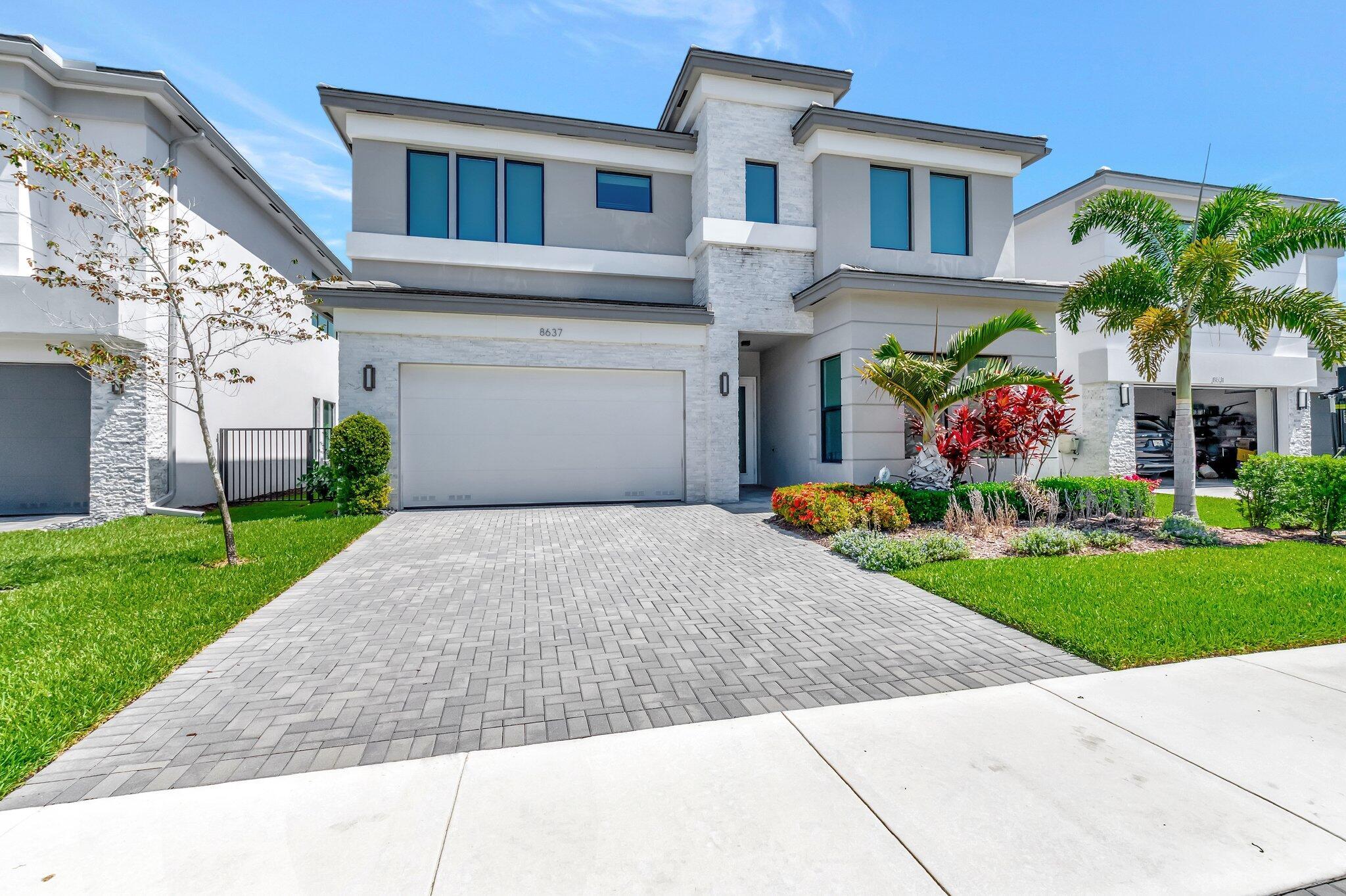 8637 Torrey Isles Terrace