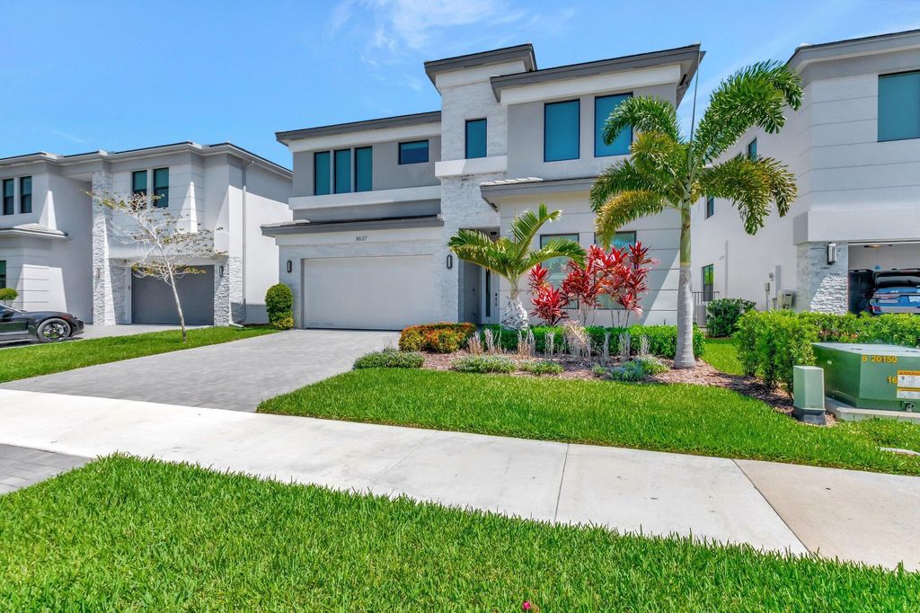 Photo of 8637 Torrey Isles Terrace, Boca Raton, FL 33496 (MLS # R11089860)