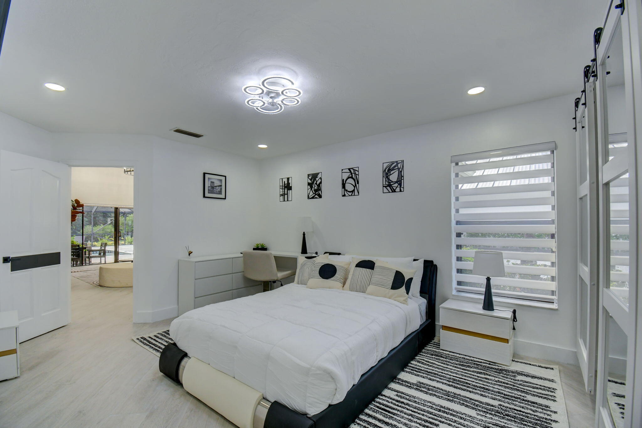 PINEWOOD OF WELLINGTON - Residential Lease