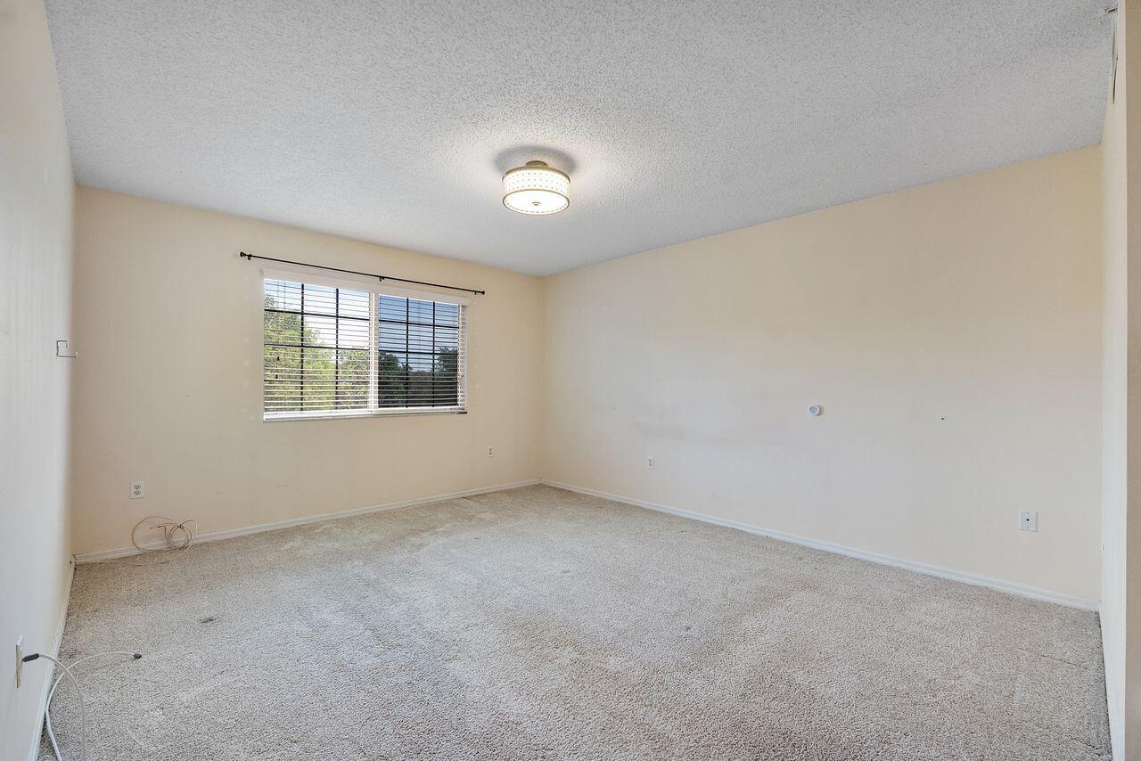 5011 Wiles Road Unit 303