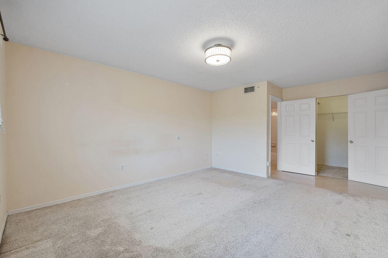 5011 Wiles Road Unit 303