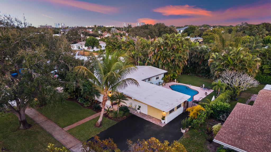 Photo of 708 Westwind Drive, North Palm Beach, FL 33408 (MLS # R11160989)