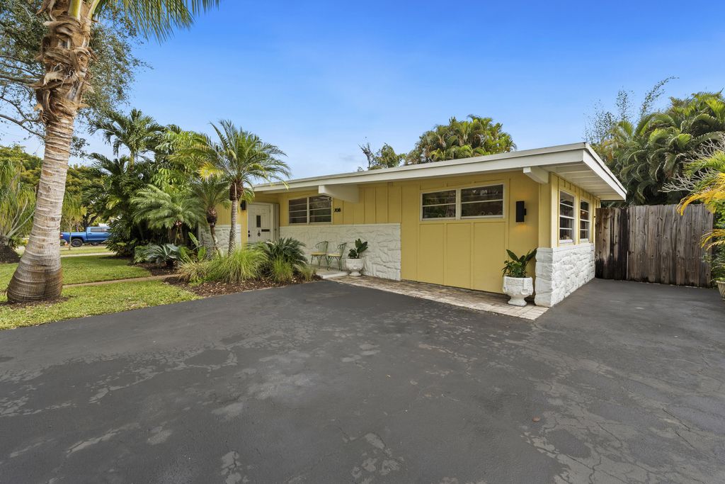 Photo of 708 Westwind Drive, North Palm Beach, FL 33408 (MLS # R11160989)