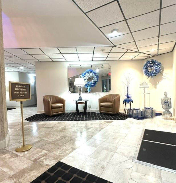 Country Club Tower Of Cor - Residential Lease