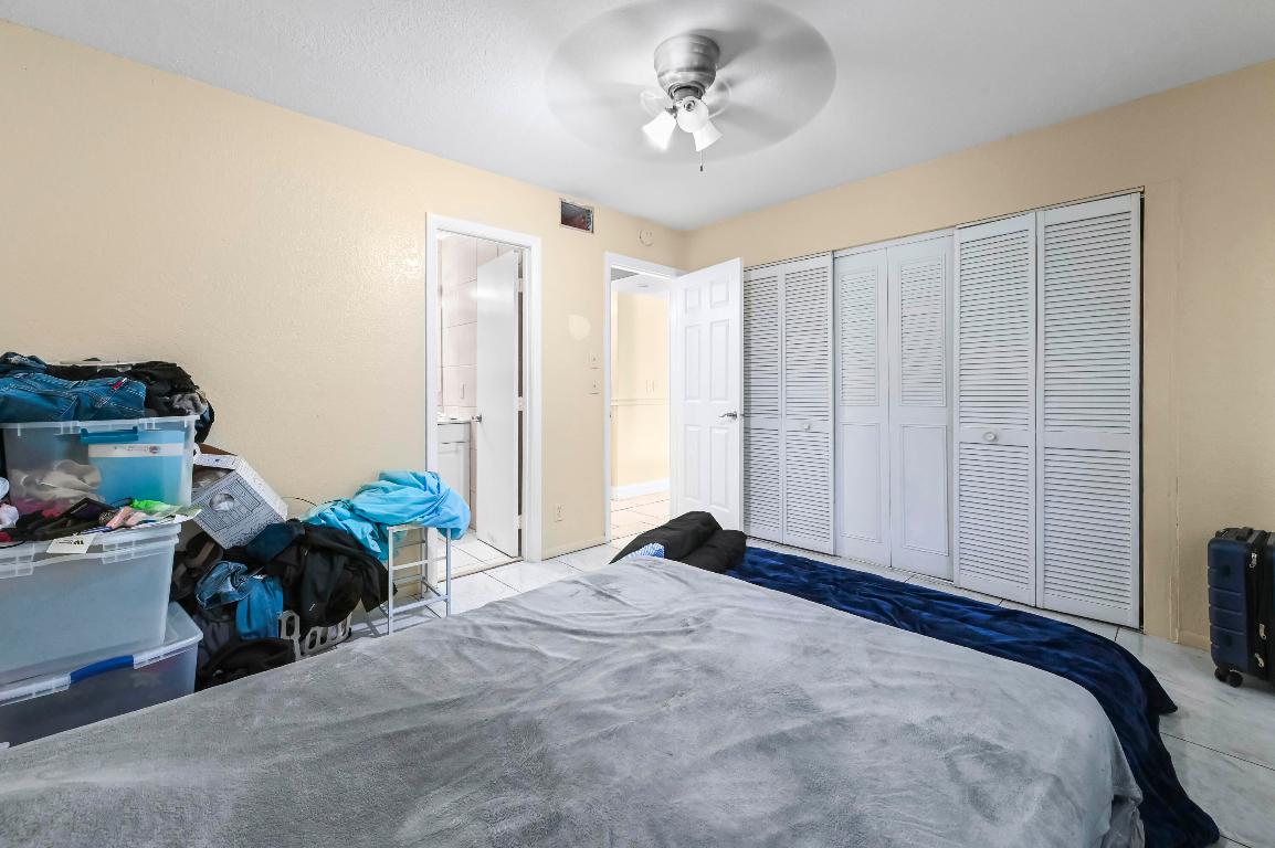 VICTORIA SQUARE CONDO - Residential