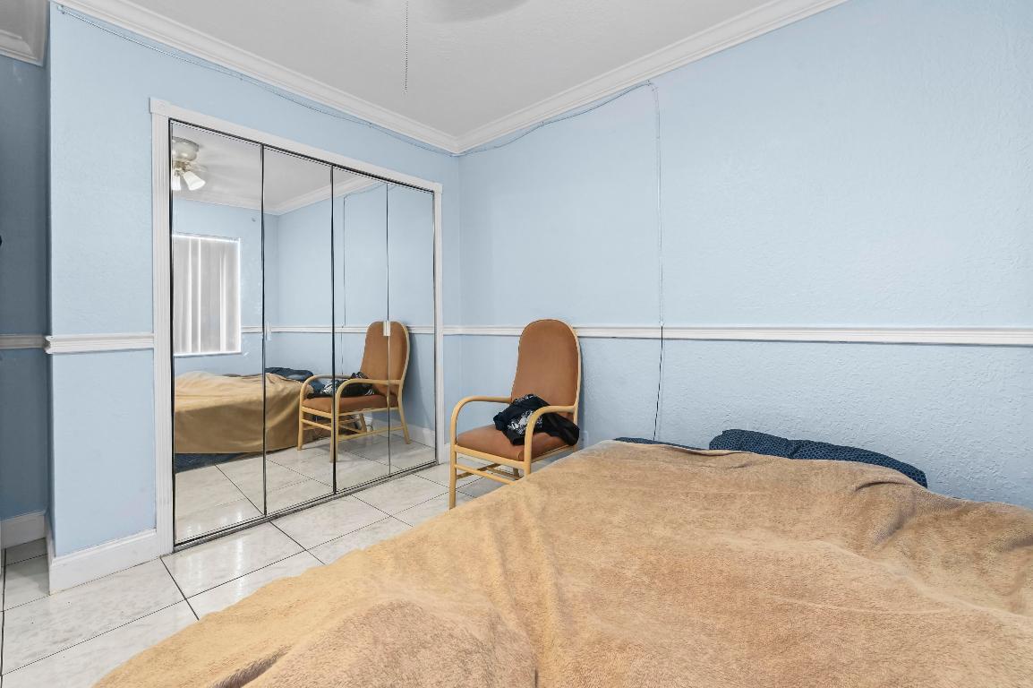 VICTORIA SQUARE CONDO - Residential