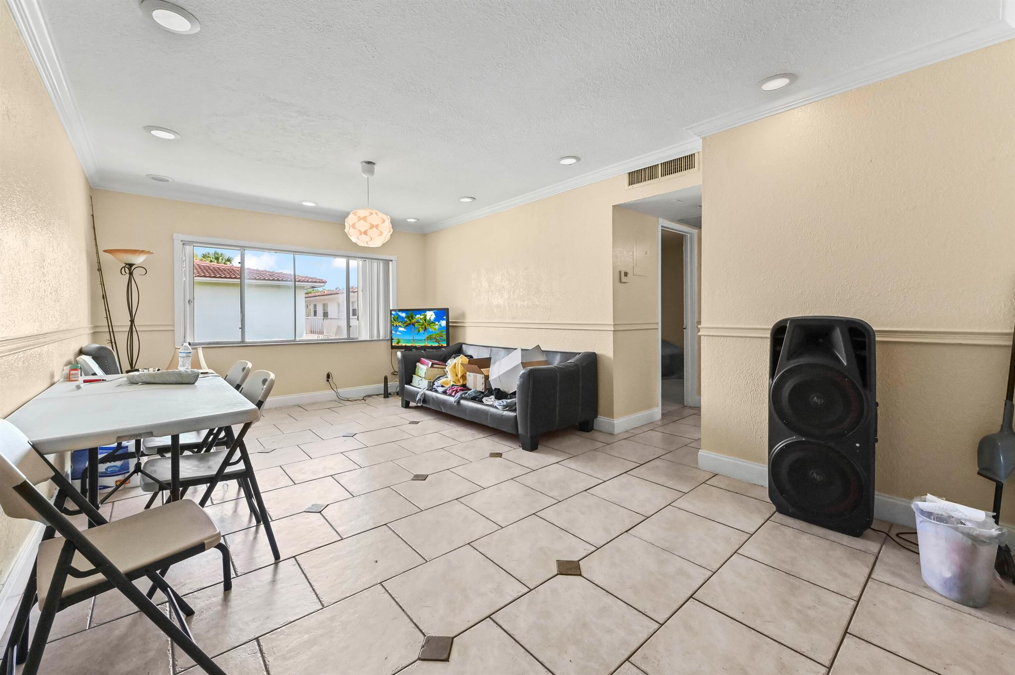 VICTORIA SQUARE CONDO - Residential
