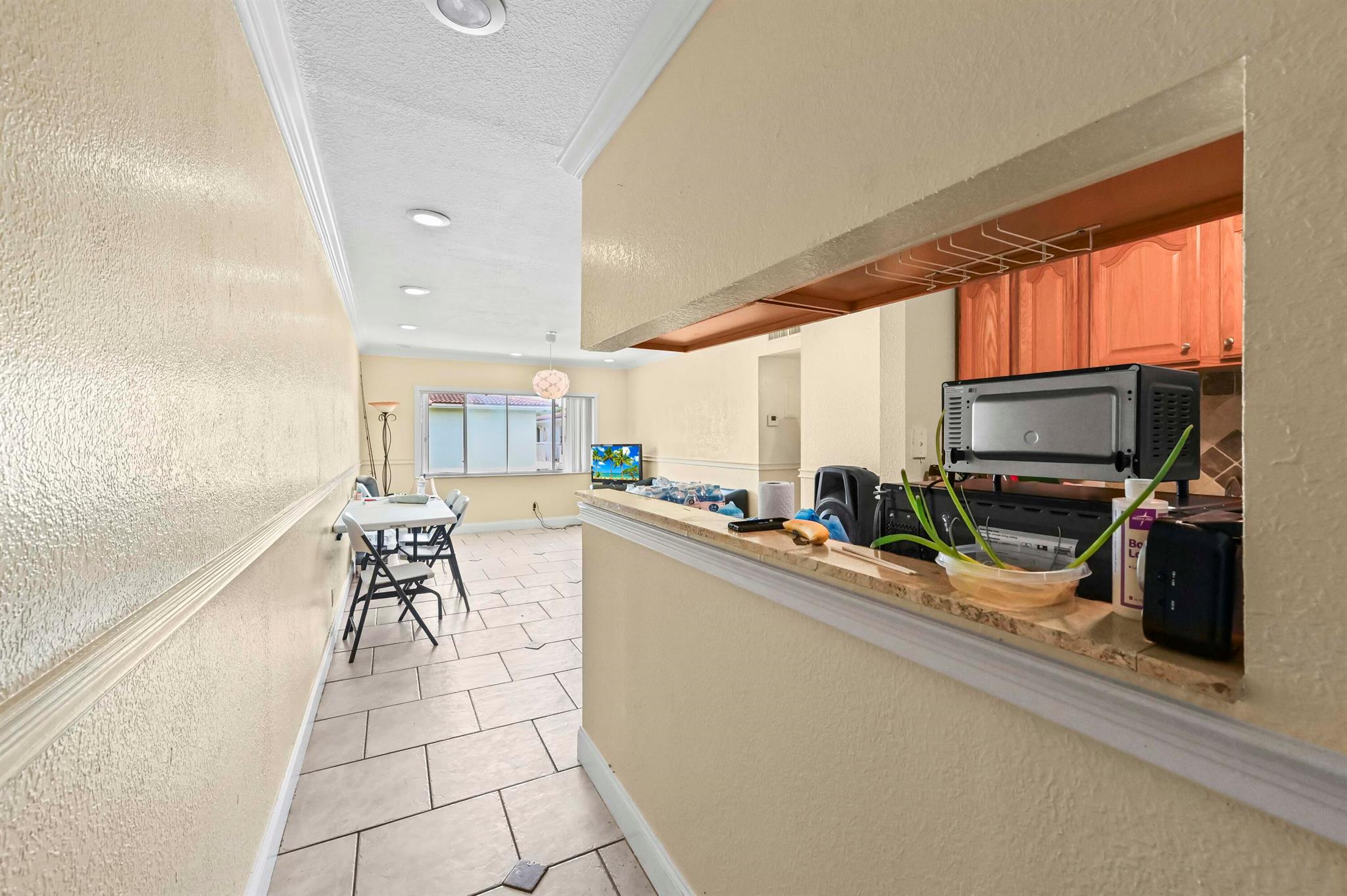 VICTORIA SQUARE CONDO - Residential