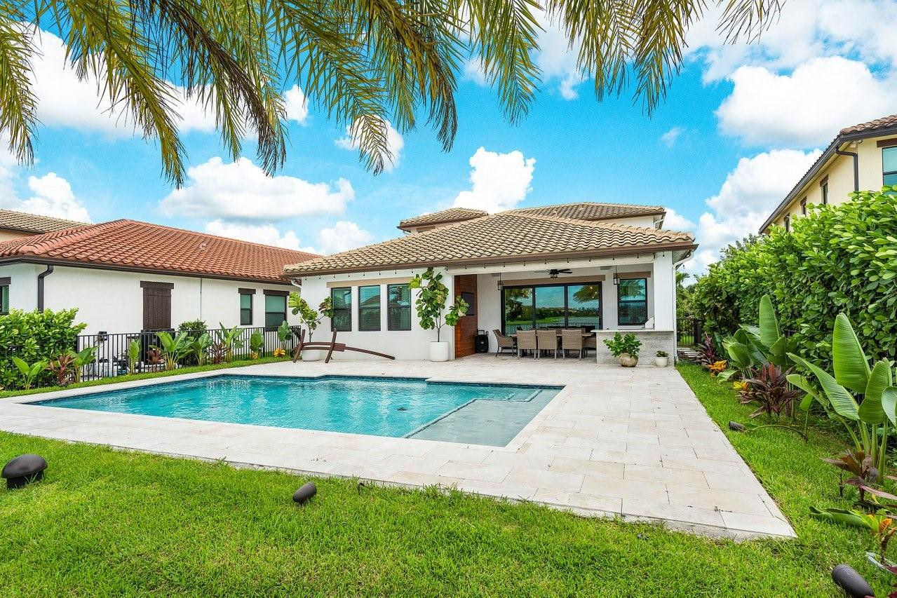 Parkland Bay 183-49 B - Residential