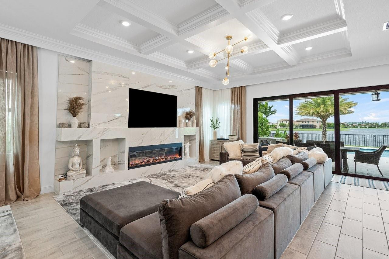 Parkland Bay 183-49 B - Residential