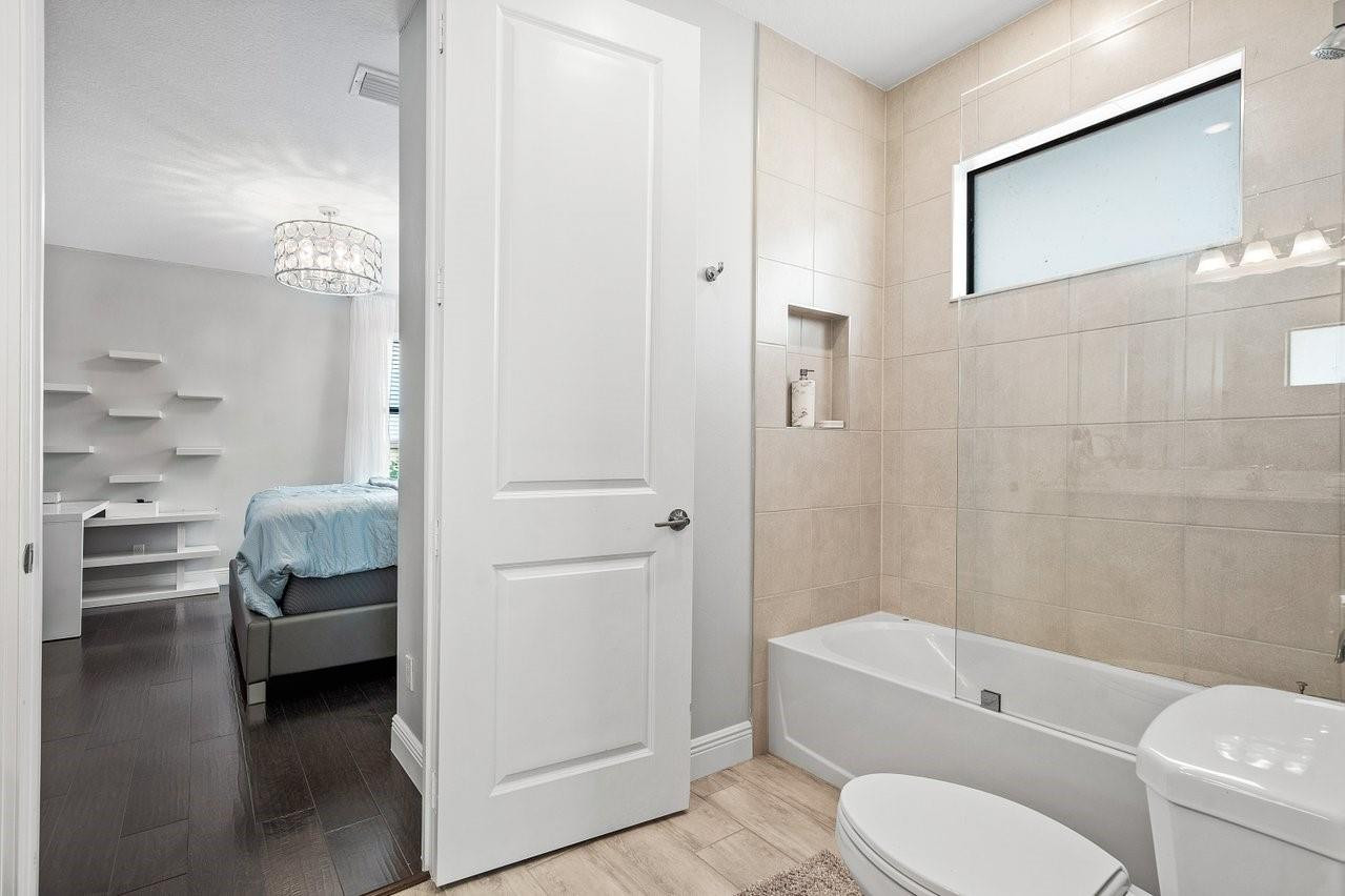 Parkland Bay 183-49 B - Residential