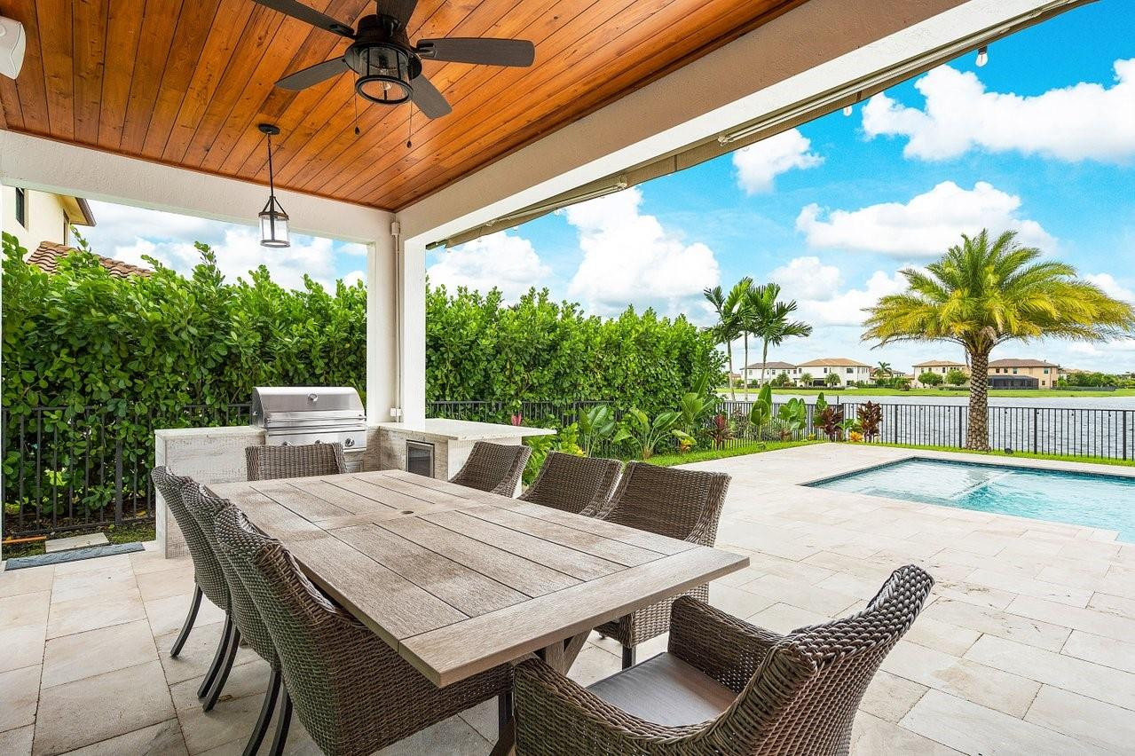 Parkland Bay 183-49 B - Residential